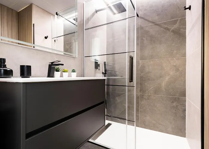 Global Immo 3395 Sylvia 1m *